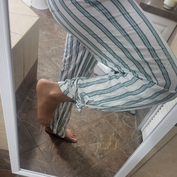 High rise light pants (cover-up) /  Pantalon léger taille haute (cache-maillot) - Picture 2 of 9